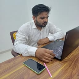 सुधीर ढाका